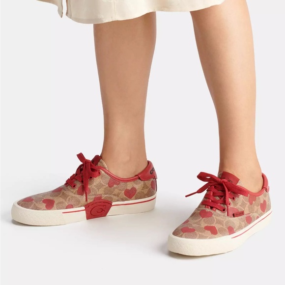 Coach Citysole Skate Sneaker With Heart Print in size 6.5 US - Picture 12 of 16